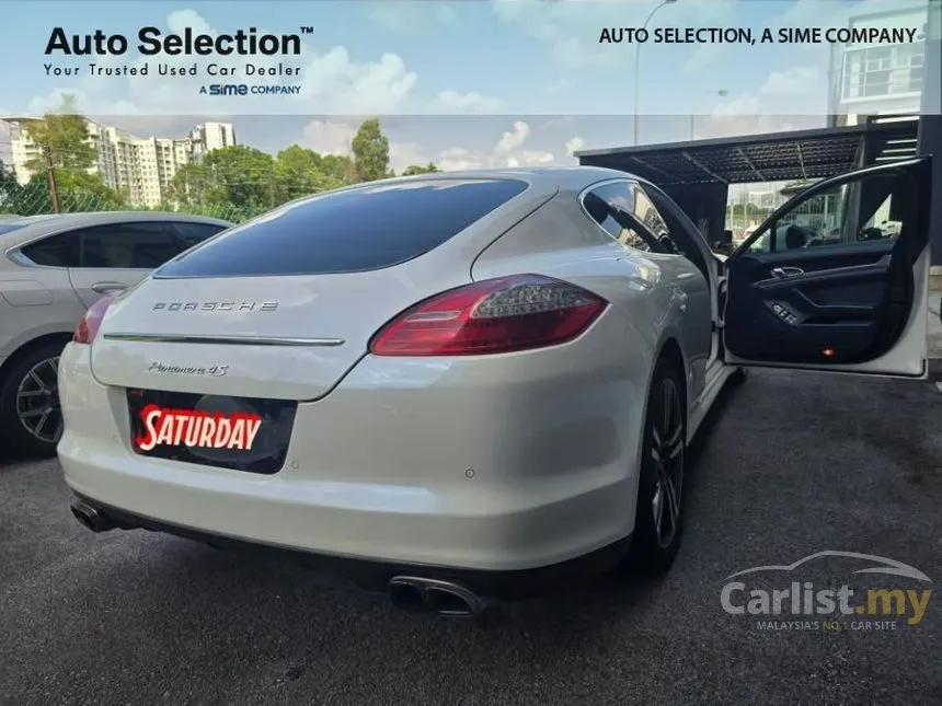 2010 Porsche Panamera 4S Hatchback