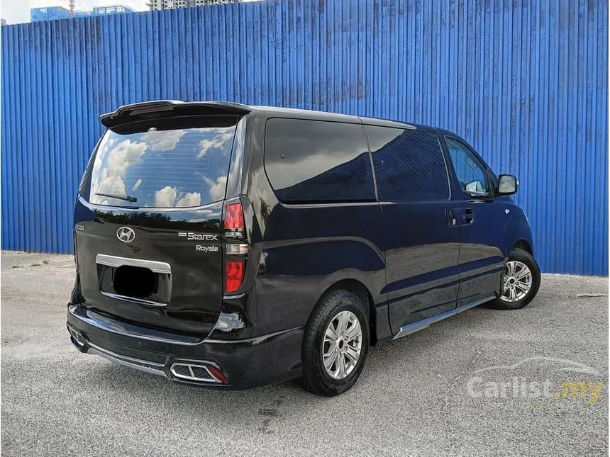 2017 Hyundai Grand Starex Royale MPV