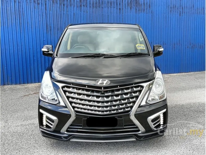 2017 Hyundai Grand Starex Royale MPV