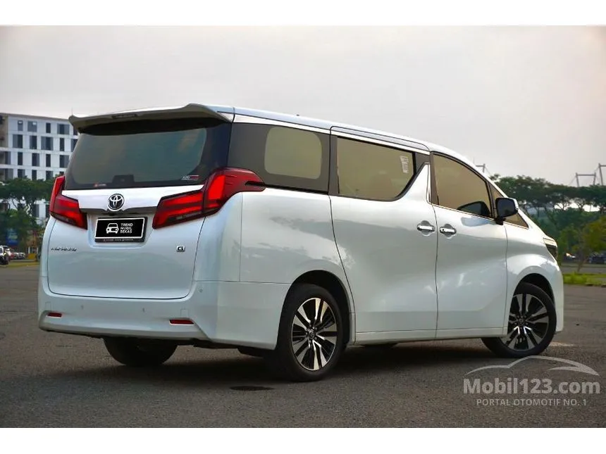 2022 Toyota Alphard G MPV