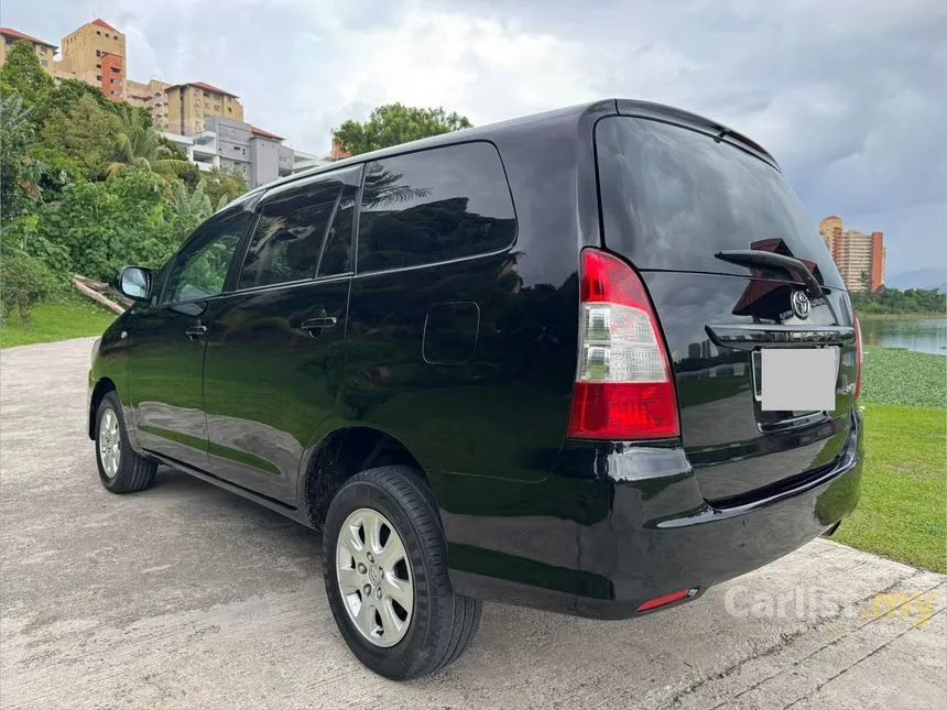 2014 Toyota Innova E MPV