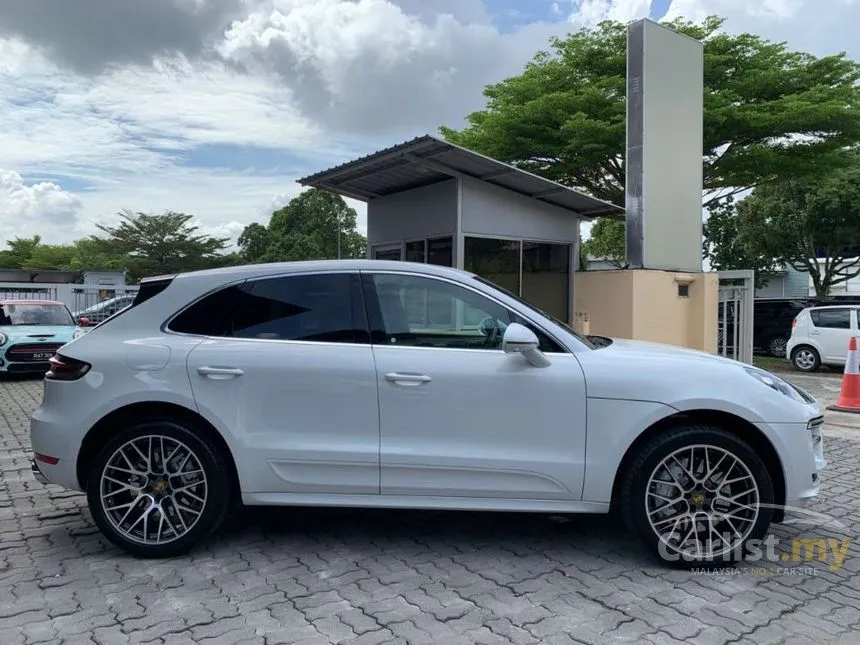 2020 Porsche Macan Turbo SUV