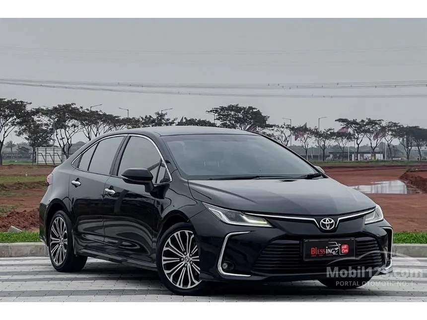 2021 Toyota Corolla Altis V Sedan