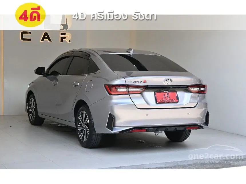 2024 Toyota Yaris Ativ Premium Sedan
