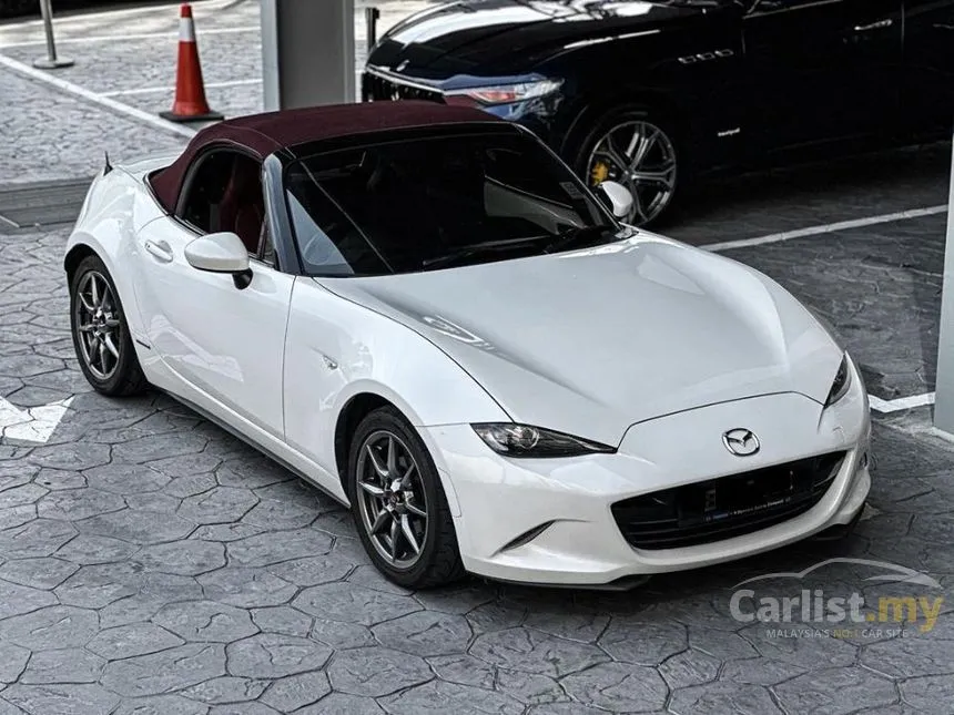 2020 Mazda Roadster S Convertible