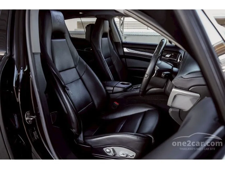 2013 Porsche PANAMERA S Hybrid Sedan