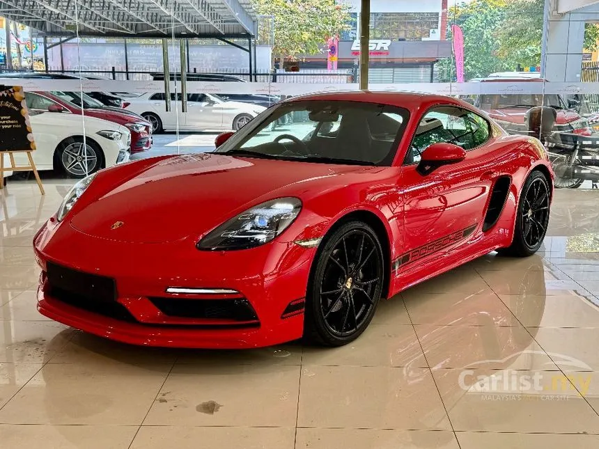2022 Porsche 718 Cayman Coupe