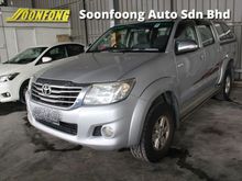 2012 Toyota Hilux 2.5 G Pickup Truck -- BEST DEAL --