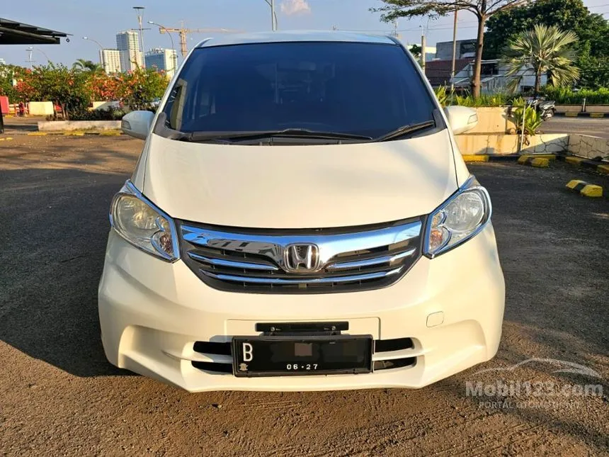 Jual Mobil Honda Freed 2012 E 1.5 di DKI Jakarta Automatic MPV Putih Rp 129.000.000