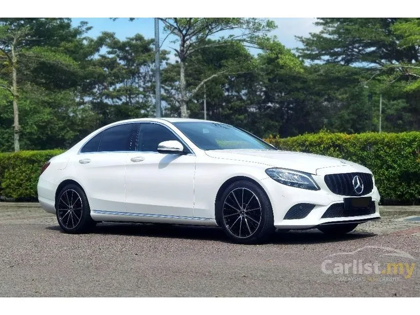 2018 Mercedes-Benz C200 Avantgarde Sedan