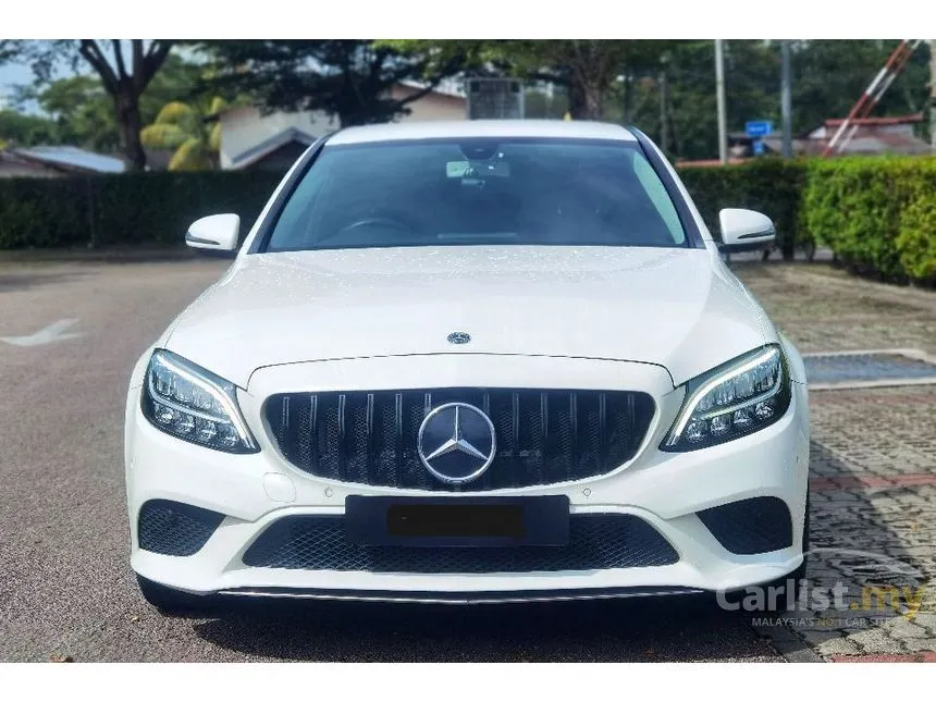 2018 Mercedes-Benz C200 Avantgarde Sedan