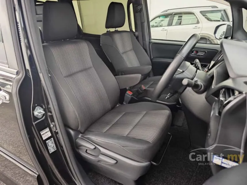 2018 Toyota Voxy ZS Kirameki Edition MPV