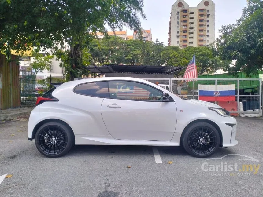 2022 Toyota GR Yaris RS Hatchback
