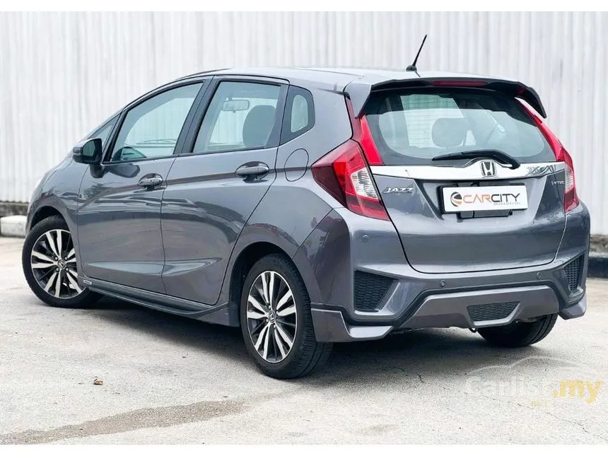 2016 Honda Jazz V Hatchback
