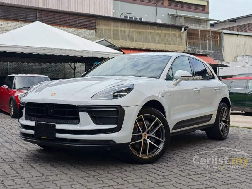 2023 Porsche Macan SUV