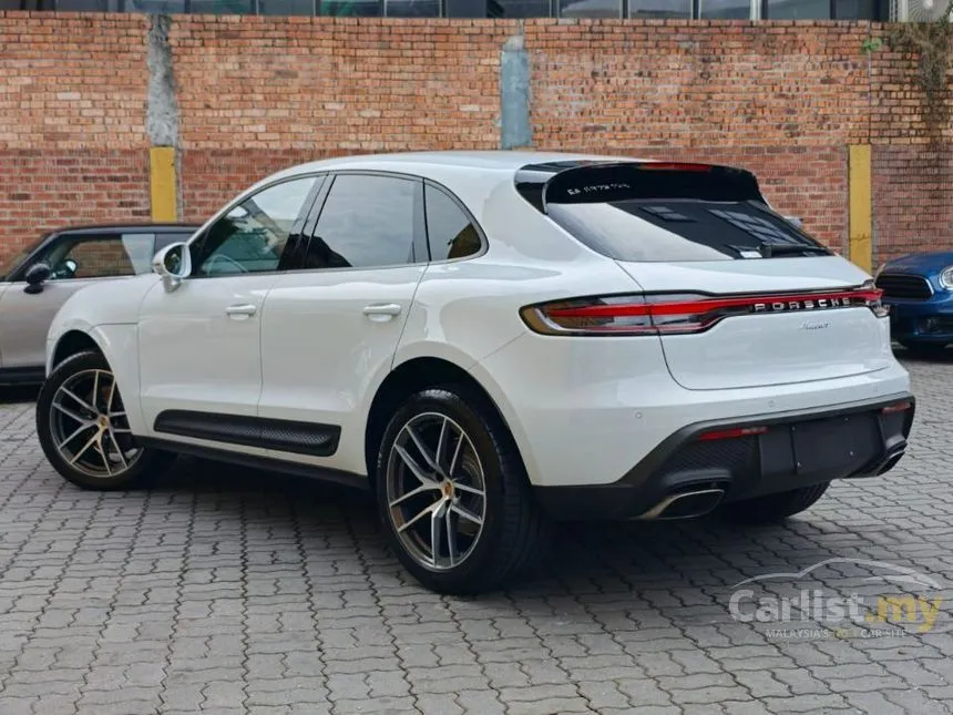 2023 Porsche Macan SUV