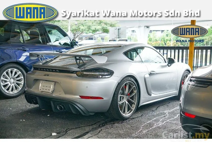 2022 Porsche 718 Cayman GT4 Coupe