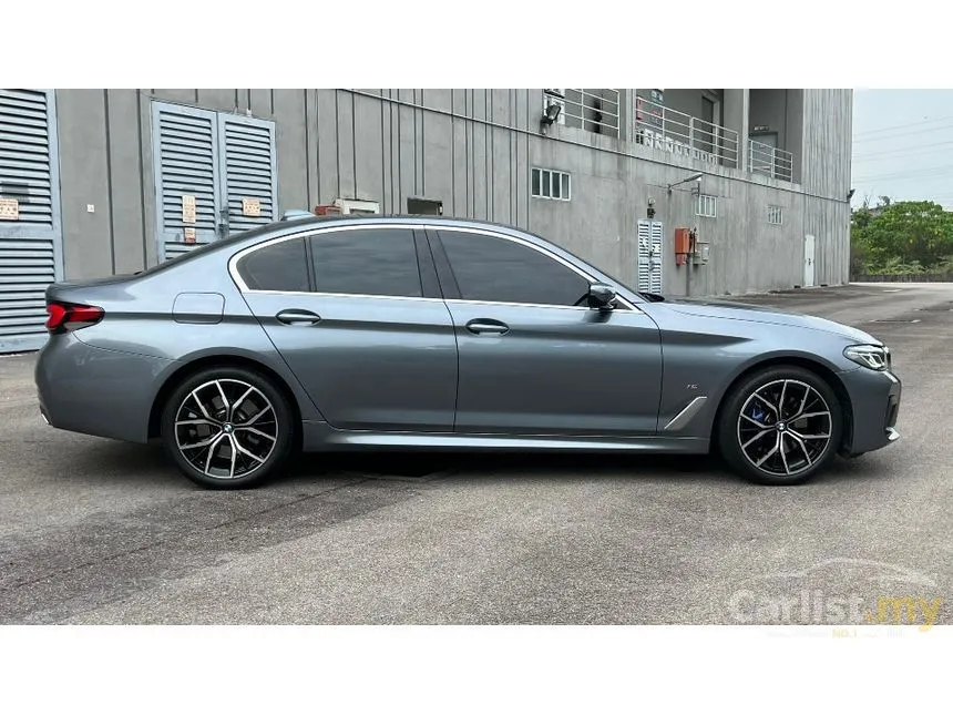 2022 BMW 530i M Sport Sedan