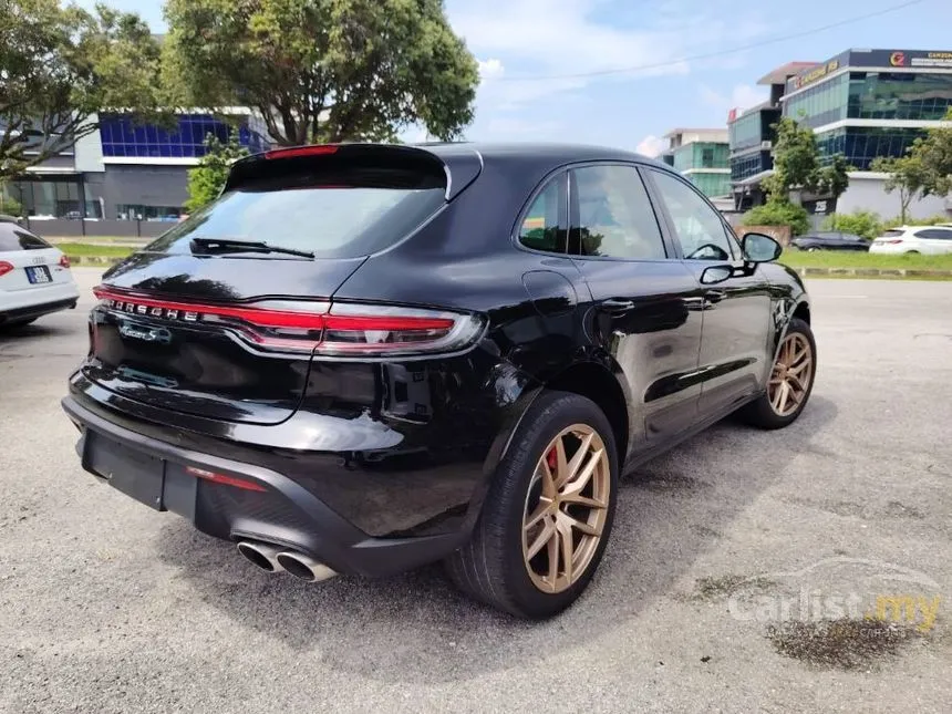 2021 Porsche Macan Turbo SUV