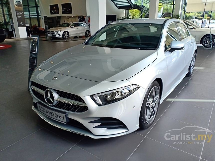 Mercedes-Benz A250 2018 AMG 2.0 in Selangor Automatic Hatchback Silver ...