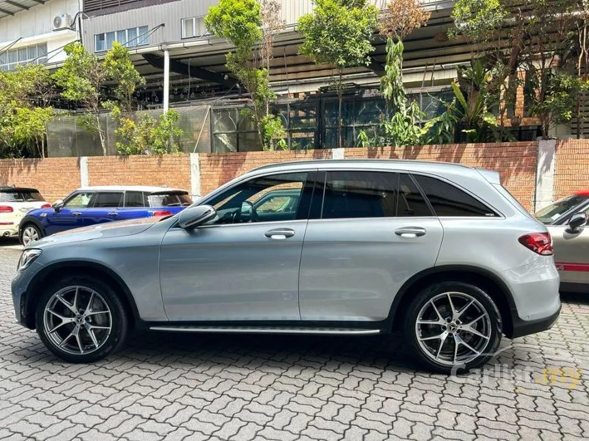 2022 Mercedes-Benz GLC300 4MATIC AMG Line SUV