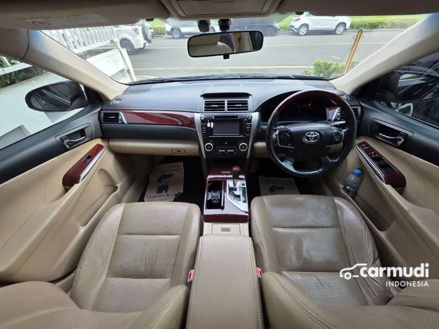 2014 Toyota Camry V Sedan
