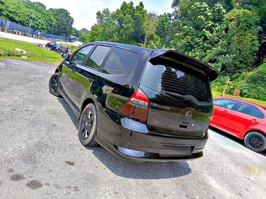 2011 Nissan Grand Livina Comfort MPV