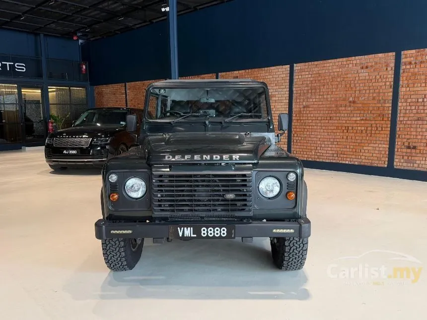 2015 Land Rover Defender Dual Cab SUV
