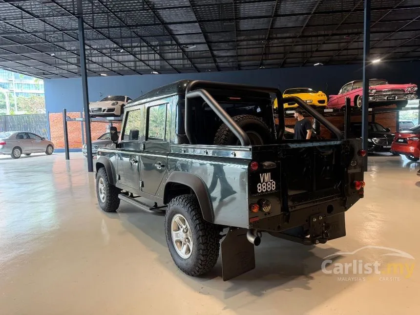 2015 Land Rover Defender Dual Cab SUV