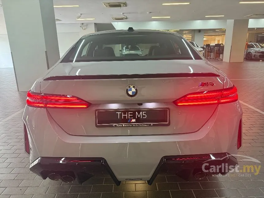 2025 BMW M5 Sedan