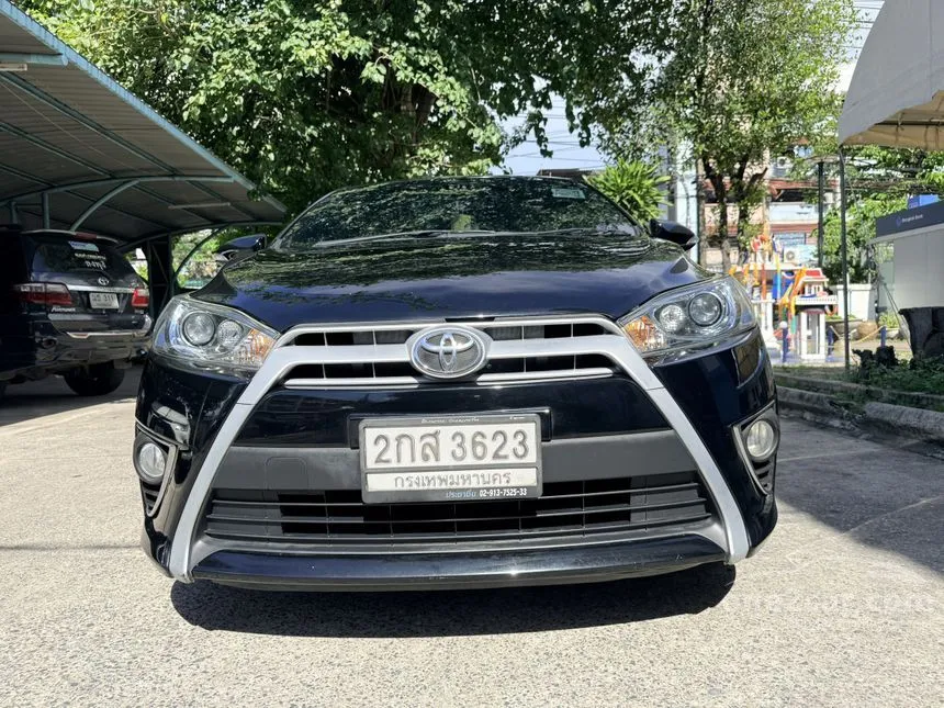 2013 Toyota YARIS G Hatchback