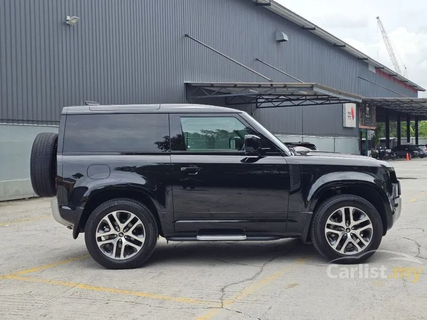 2023 Land Rover Defender 90 P300 SUV