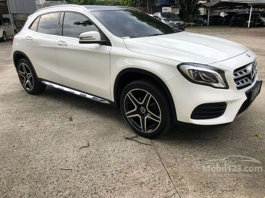 2018 Mercedes-Benz GLA200 AMG SUV