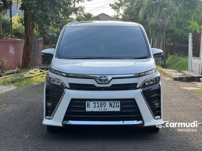 2019 Toyota Voxy MPV