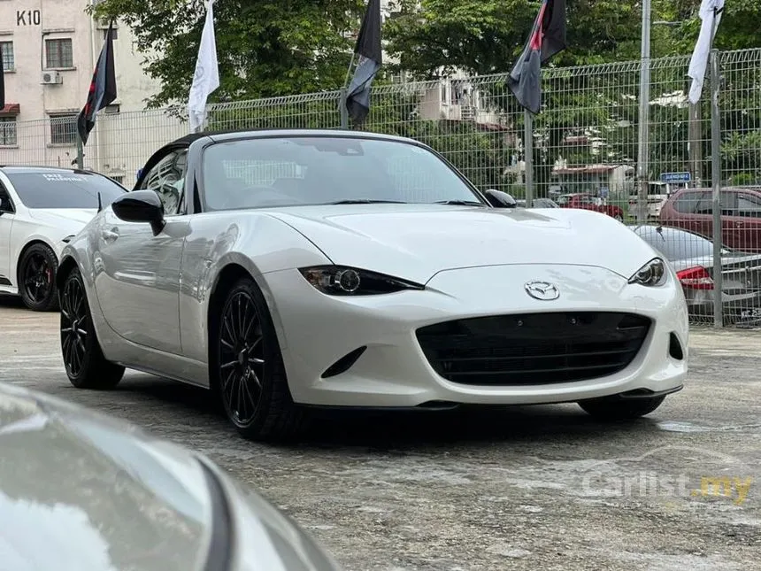 2019 Mazda Roadster S Convertible