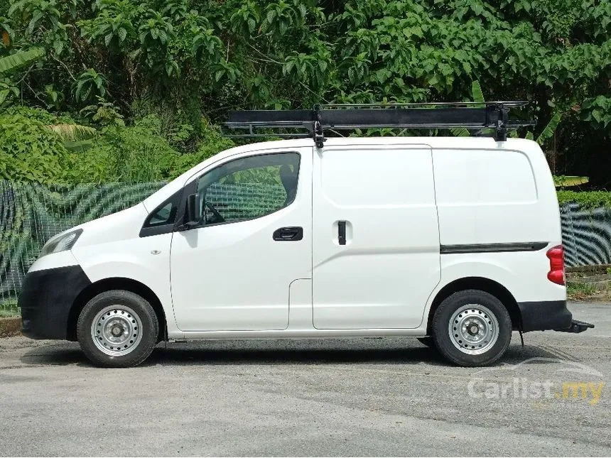 2013 Nissan NV200 Panel Van