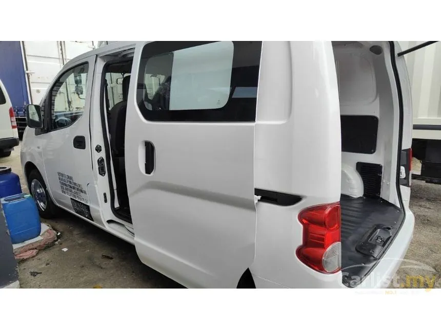 2014 Nissan NV200 Panel Van