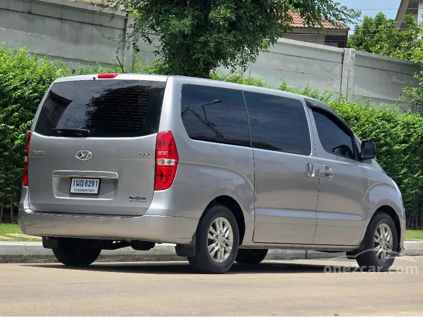 2016 Hyundai H-1 Touring Van