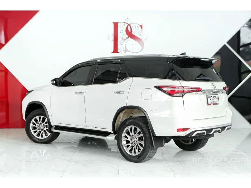 2021 Toyota Fortuner V SUV