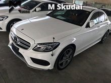 2014 Mercedes-Benz C200 2.0 AMG WITH HUD & POWER BOOT JAPAN SPEC!!