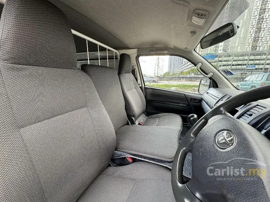 2015 Toyota Hiace Panel Van Van