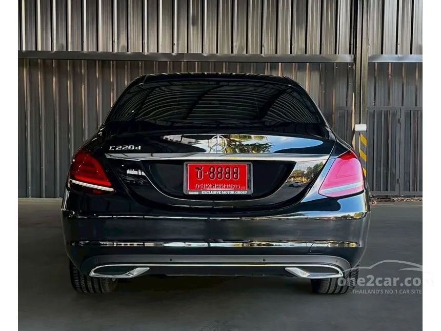 2022 Mercedes-Benz C220 d Avantgarde Sedan