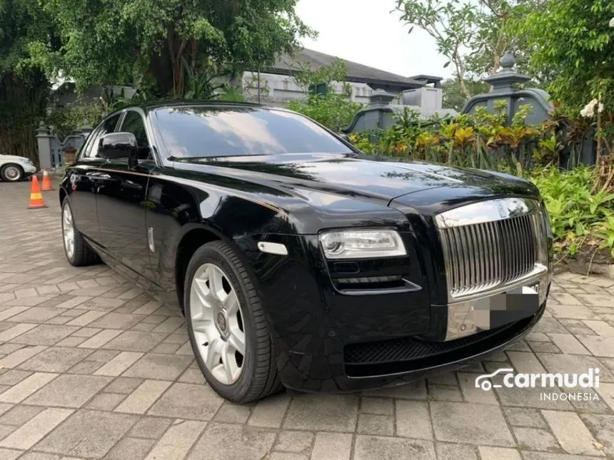 Chi tiết RollsRoyce Ghost EWB 2021 giá 40 tỷ đồng tại Việt Nam