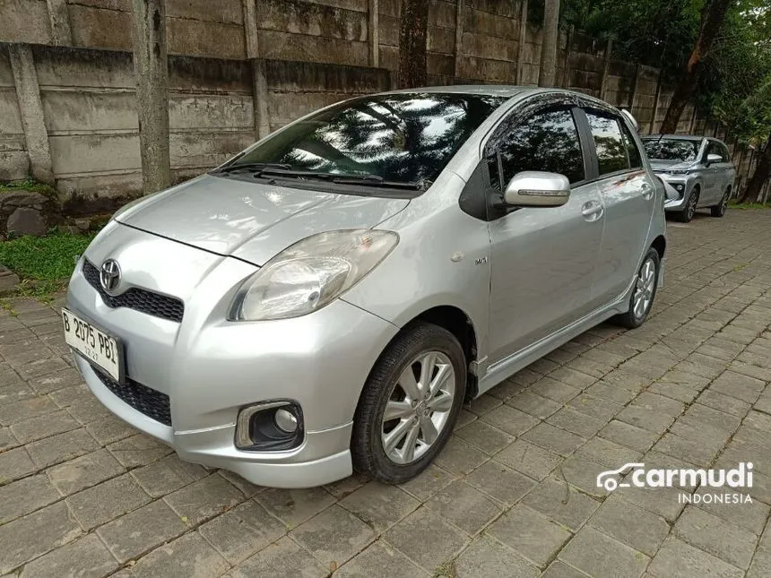 2013 Toyota Yaris E Hatchback