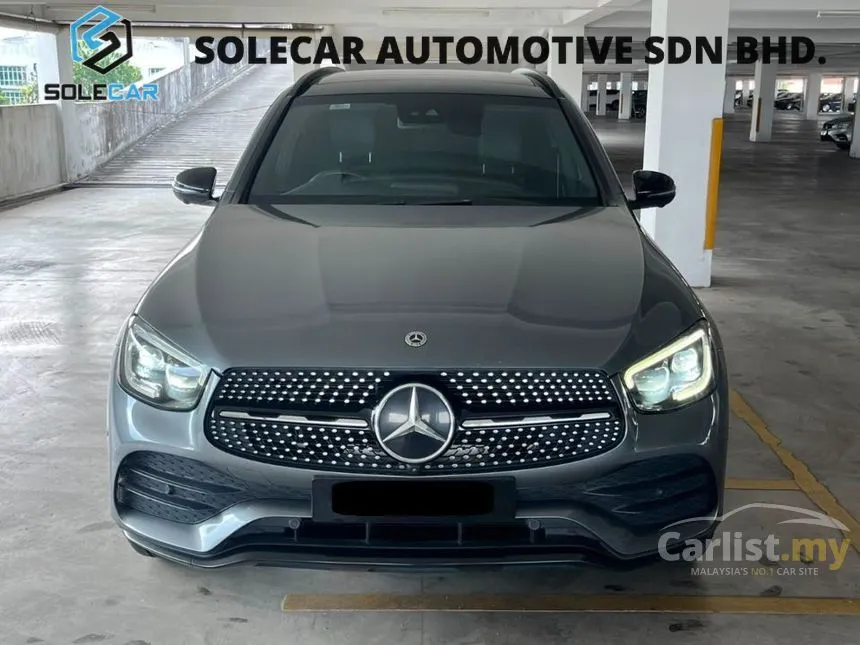 2021 Mercedes-Benz GLC300 4MATIC AMG Line SUV