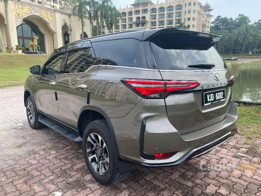 Used 2022 Toyota Fortuner 2.8 VRZ SUV, FULL SERVICE RECORD, VERY LOW ...