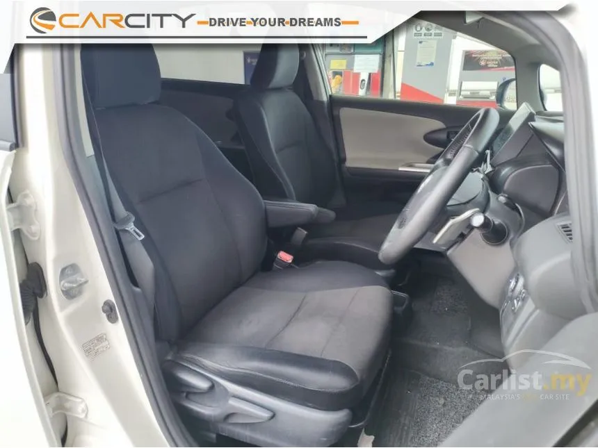 2011 Toyota Wish S MPV