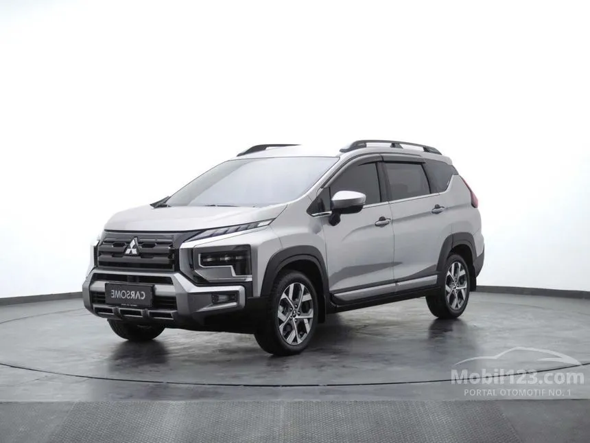 2023 Mitsubishi Xpander CROSS Premium Package Wagon