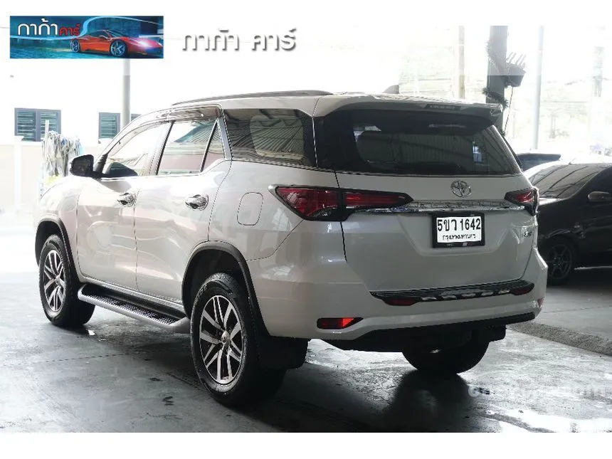 2018 Toyota FORTUNER V SUV
