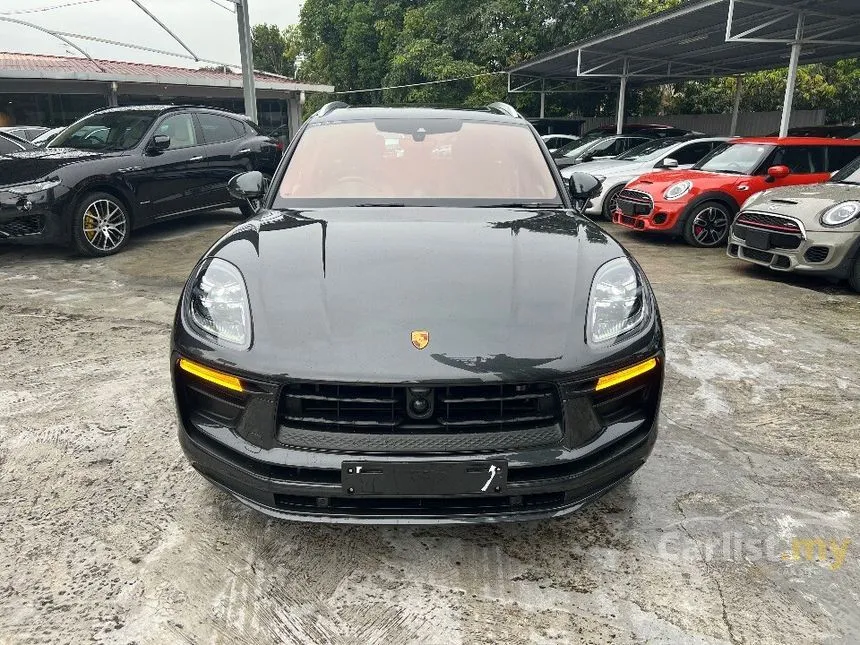 2021 Porsche Macan SUV